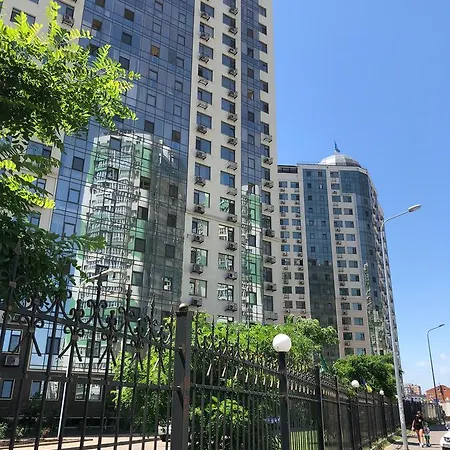 Zhemchuzhnie On Marselskaya Apartamento
